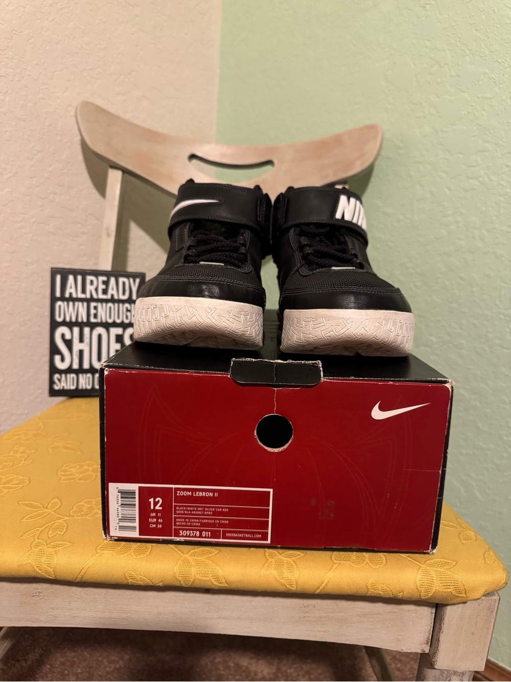 2004 Nike LeBron Zoom II - Men’s - original, vintage box included